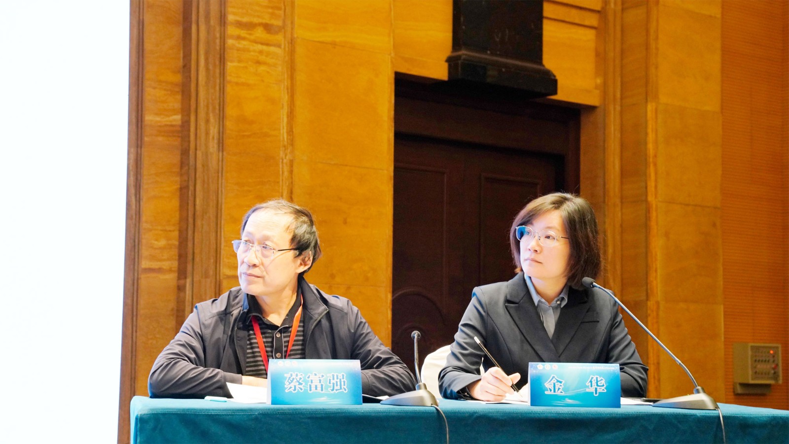 1730773870760571.jpg 18xiu-Ö÷³Ö-²ÌÐËÍú--½ð»ª-_DSC4854.jpg